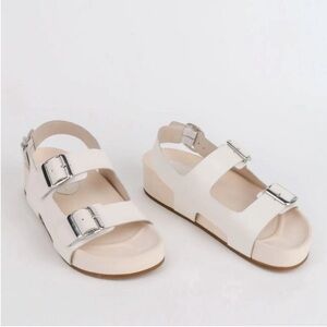 INTENTIONALLY BLANK EXXY White and Silver Summer Sandals